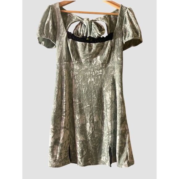 Kimchi Blue Jill Velvet Mini Dress Lace Slits UO Women’s Size M Green Open Back - Picture 3 of 10
